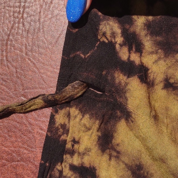 Tie Dye Beach Serong. - Picture 7 of 12